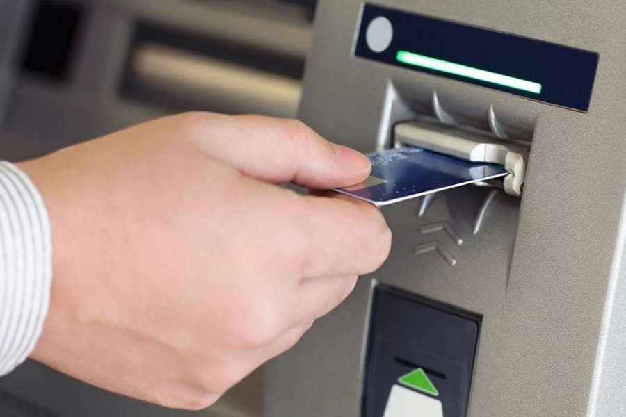 Begini Posisi Kartu ATM BRI Yang Benar dan Cara Memasukkannya